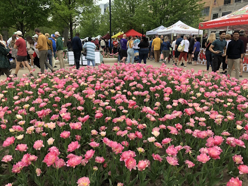 Flowers on The Square